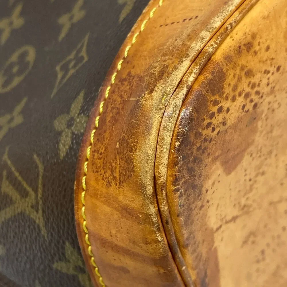Louis Vuitton Alma Monogram Handbag M51130